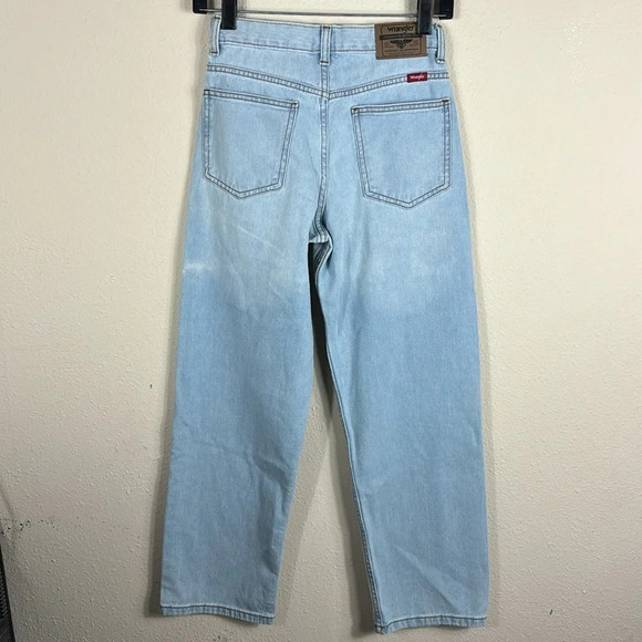 NWOT Wrangler Loose Slim Jeans girl size 12 - Picture 2 of 11